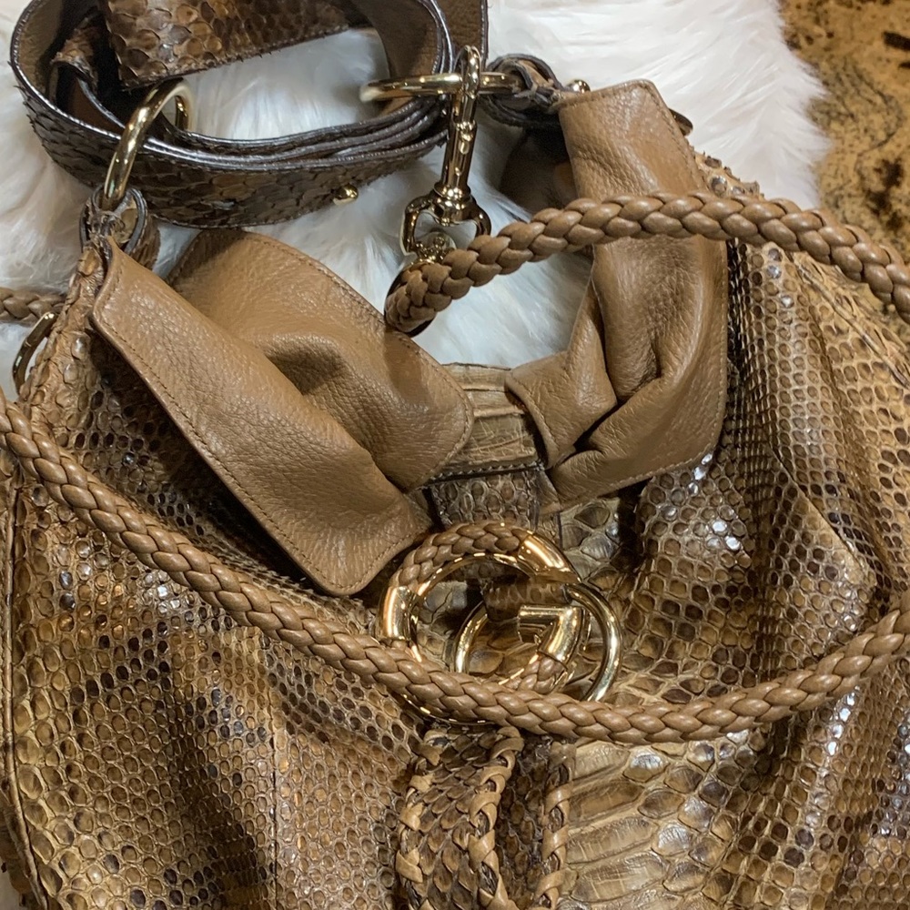 💕⬇️ SALE ⬇️💕 Gucci Python Hobo - Picture 8 of 17